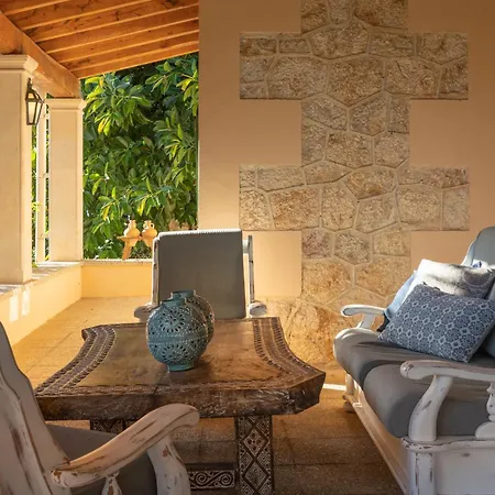 Familia Holiday home *
