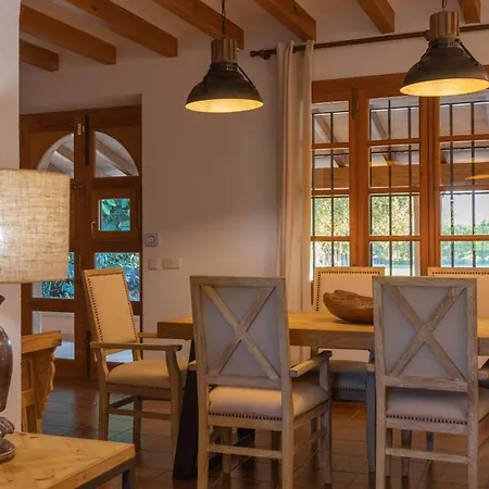 Dom wakacyjny Familia *