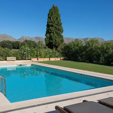 Holiday home Familia Pollenca